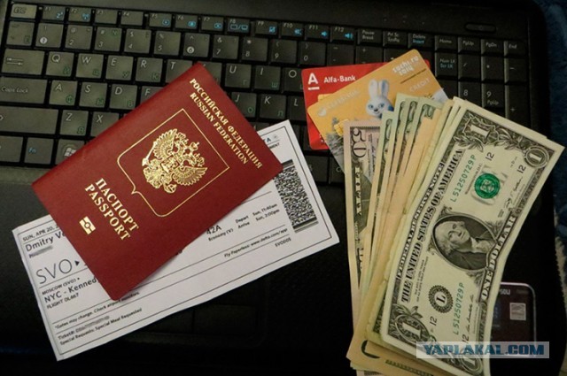2020-й год еще не закончился, поэтому "комплекты выживальщиков" сейчас как раз набирают все больше популярности