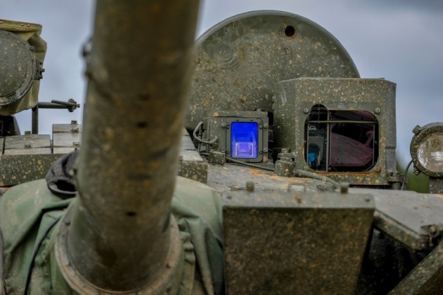 Т-80 на скорости 80 км/ч
