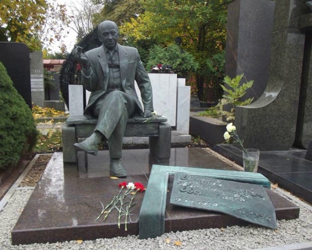 5 самых ярких и сильных образов Евгения Евстигнеева в кино