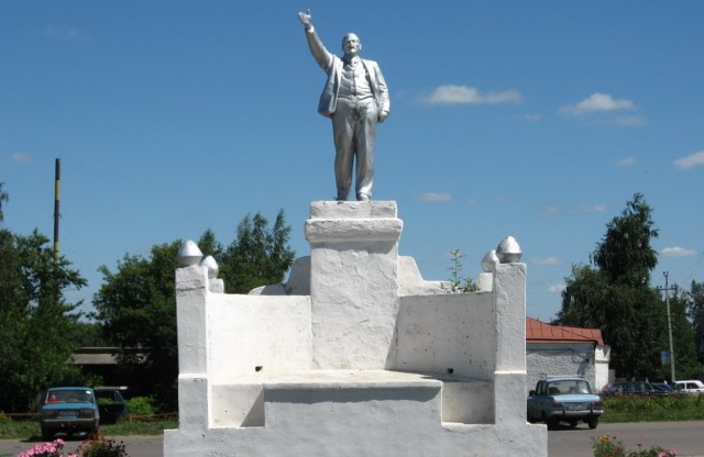Ленин разный