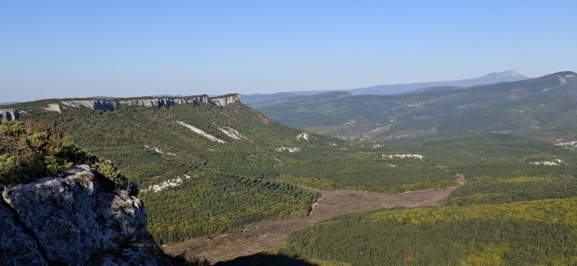 Мангуп-кале. Пещерный город в Крыму.
