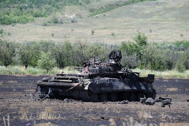 Ополчение подбило Т-64БМ Булат карателей