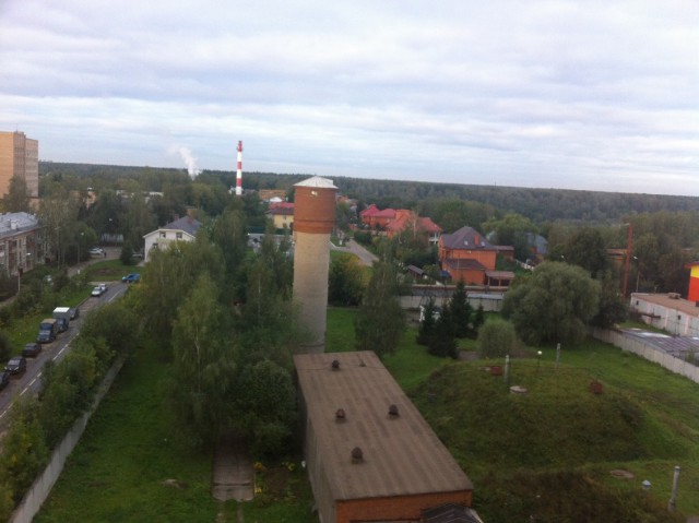 Мне нравится смотреть на город из моего окна,
