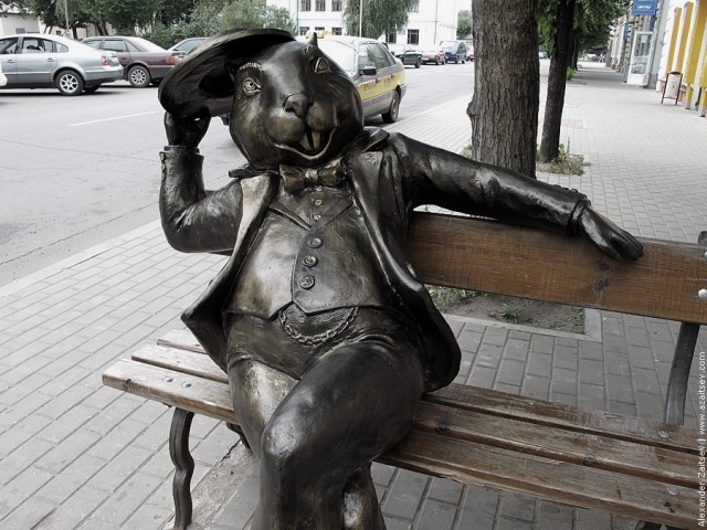 Необычные статуи мира