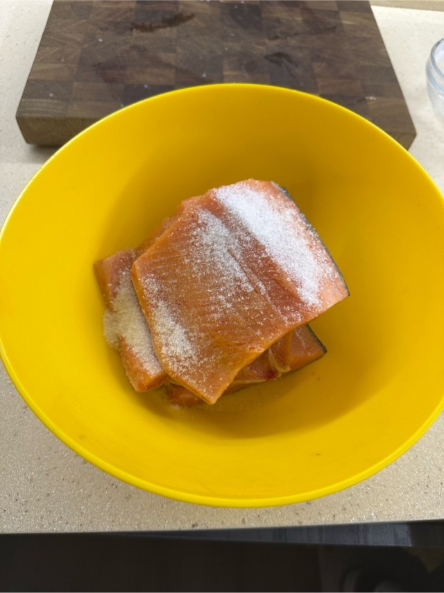 Солим рыбу