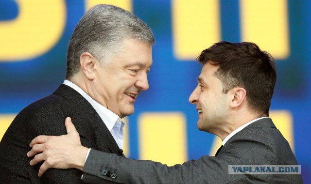 Украина ввела санкции против собственного экс-президента Петра Порошенко