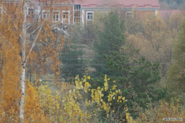 Заброшенная танковая база.