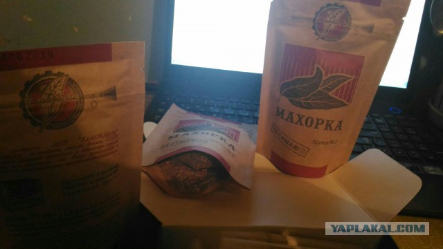 Письмо курящей девушке