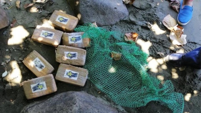 На Филиппинах море выносит на берег брикеты с кокаином