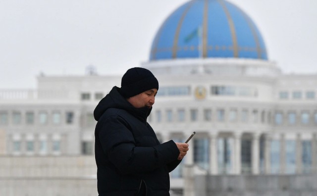 В Казахстане заблокировали сайт с российскими телеканалами Sputnik24