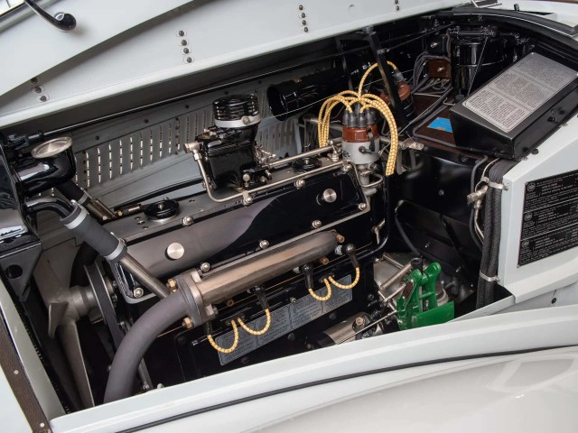 1936 Lancia Astura Cabriolet Series III 'Tipo Bocca'. Автопятница №112.