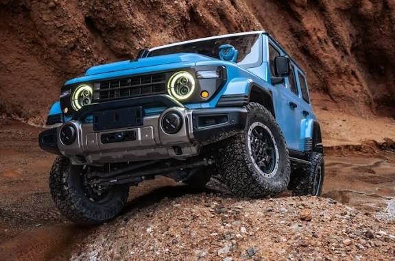 «Китайский УАЗ» с дизелем скинул сразу 800 тысяч рублей. BAW 212 потерял мощность и резко подешевел в России