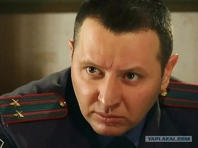 В Казани малолетки душили и били таксиста, чтобы угнать его тачку