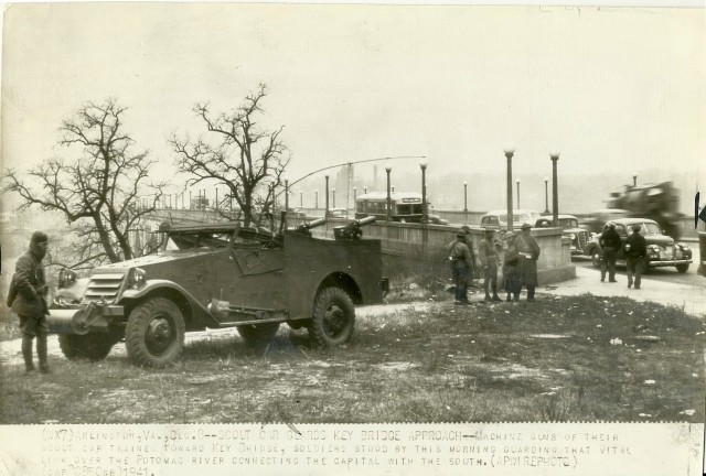 1942 White M3A1 Scout Car. Автопятница №140