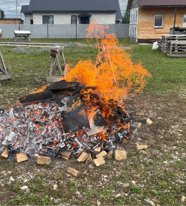 Узрел, красоту момента.