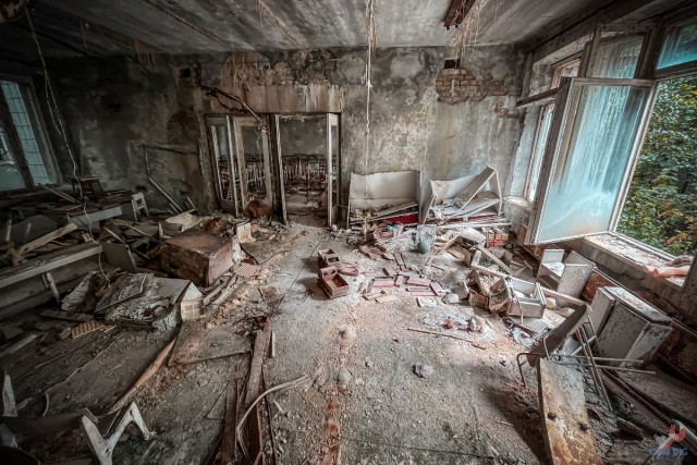 Детство, украденное мирным атомом. Заброшенный с 1986 года детский сад в Припяти