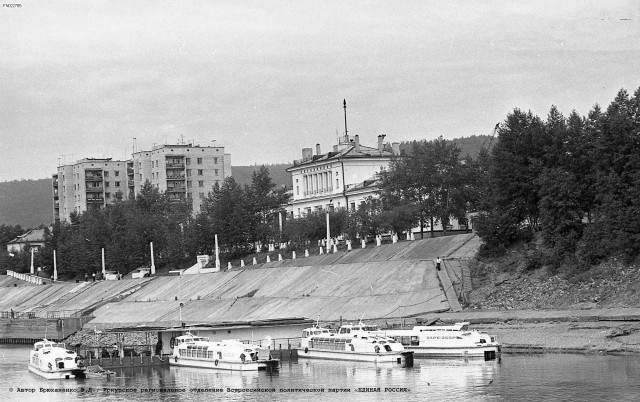 Посёлок Осетрово и Посёлок Усть-Кут в прошлом тысячелетиии