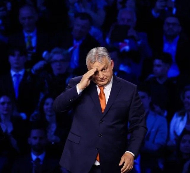 Доня опять за "наших"