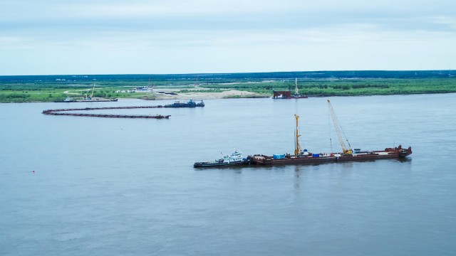 Немного фото строительства Ленского моста
