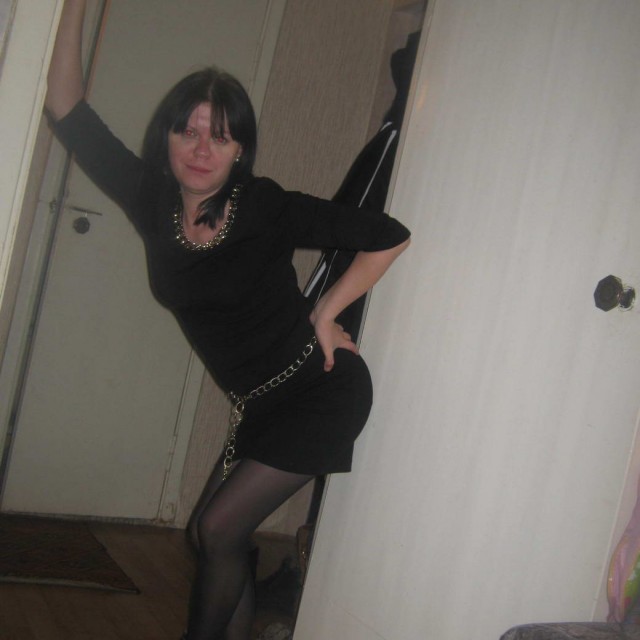 Маринка, давай фоткай быстрее, я же позирую
