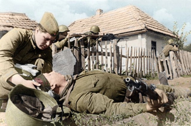 Фотографии связанных с историей Красной и Советской Армии.