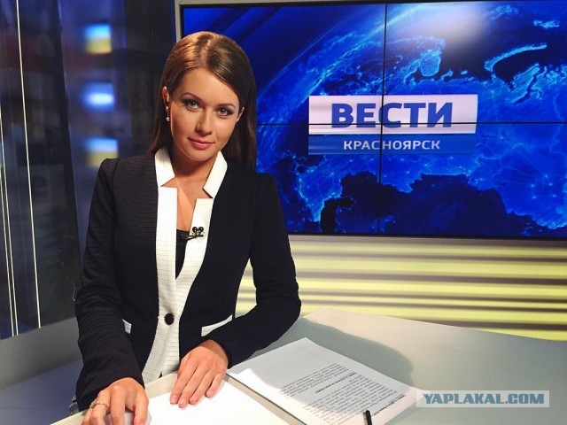 Телеведущая ВГТРК  настолько увлеклась ЯПом, что забыла про прямой эфир. Бывает