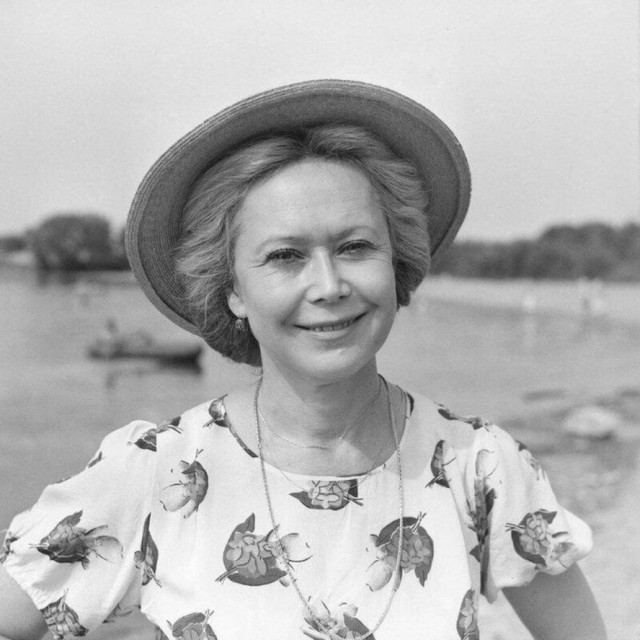 Интересные снимки известных людей 10.03.25