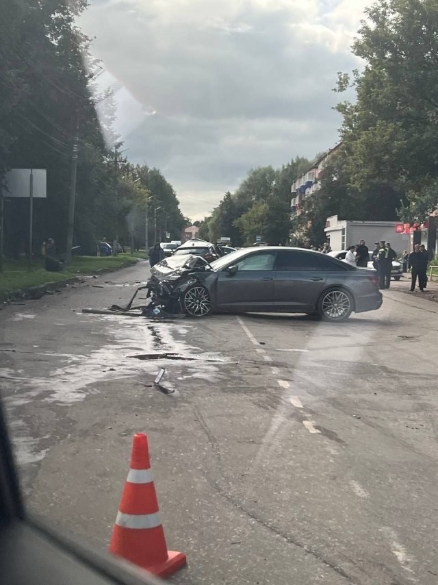 В Удмуртии Audi сына депутата врезалась в машину его бывшего автоинструктора