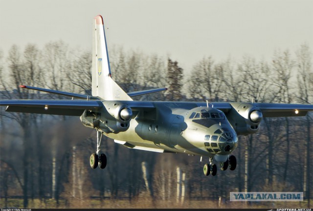 Зачистка аэропорта от войск украинских ВС