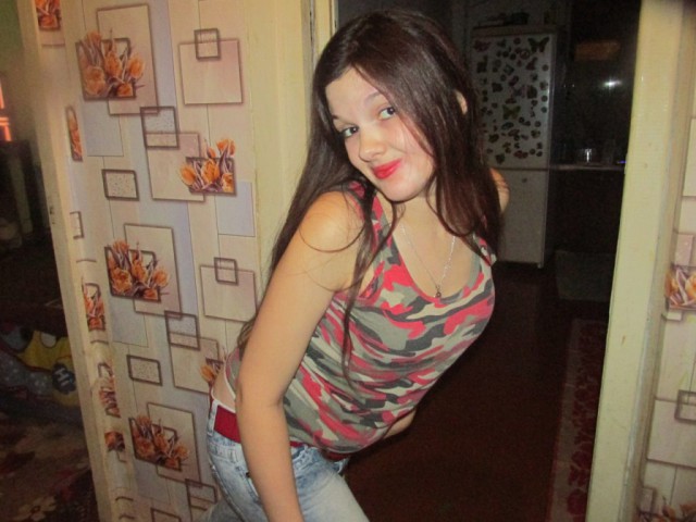 Дуры, хватит кобениться перед фотиком