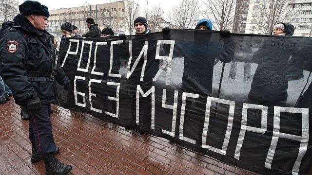 Мусор разлагается через неделю после приема на службу