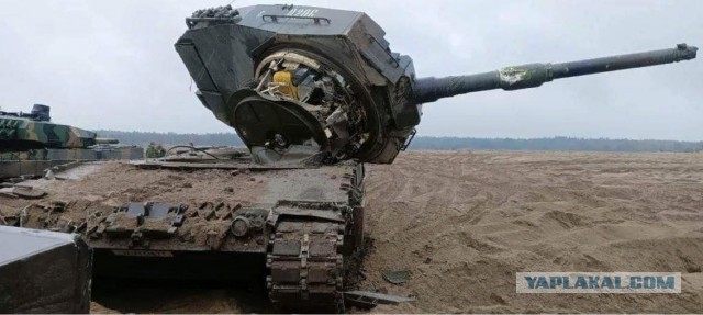 Ещё старше «шестьдесятдвойки: в зону спецоперации поехали танки Т-54
