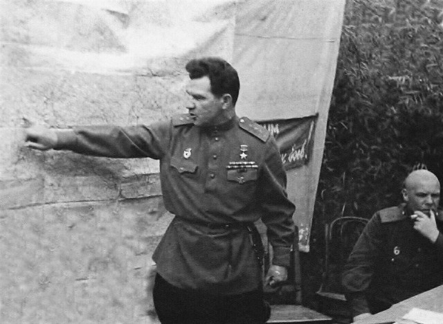 Командир должен быть один