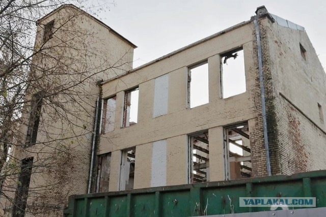 20 исторических зданий, которые потеряла Москва за этот год