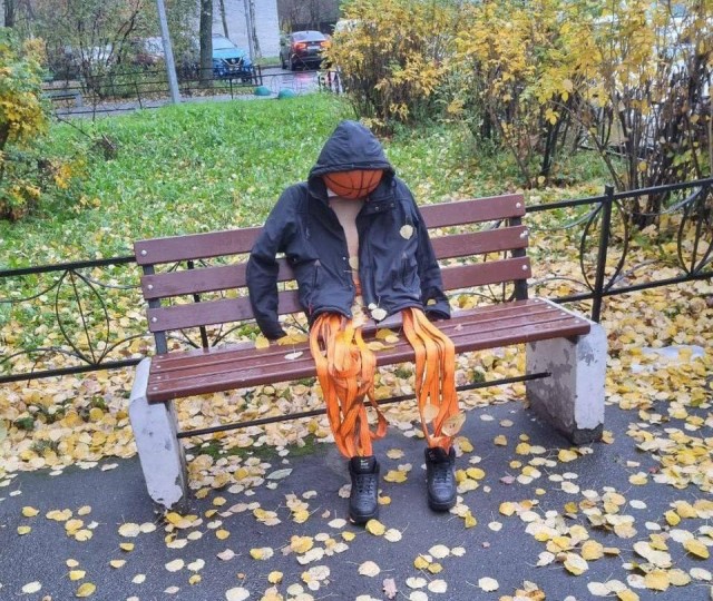 Передоз атмосферы: в Подмосковье нашли посёлок, в котором отмечают Хэллоуин