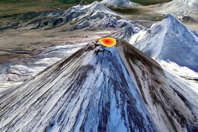 Ключевская Сопка проснулась: началось извержение самого высокого вулкана Евразии