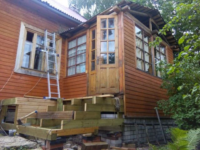 Крыша и крыльцо своими руками.
