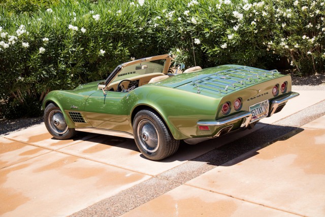 Chevrolet Corvette. Просто фото.