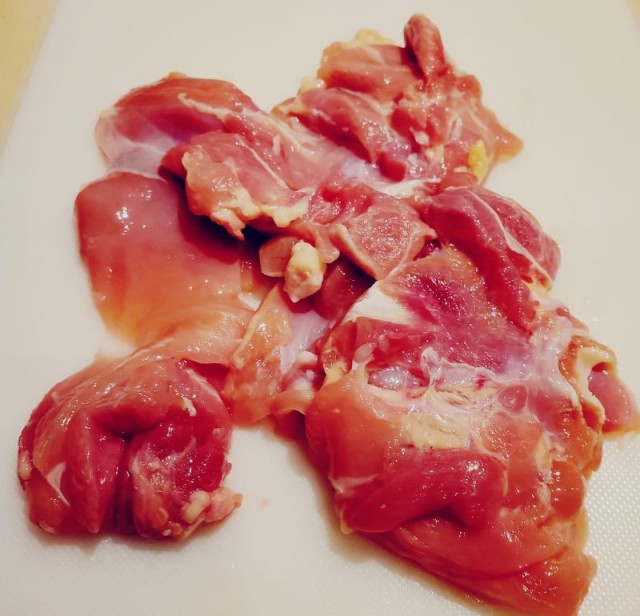 Цыпа Сельдереевна. Курица,лук,сельдерей.