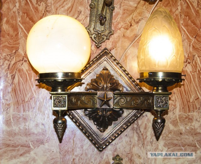 Настольные лампы и бра из СССР