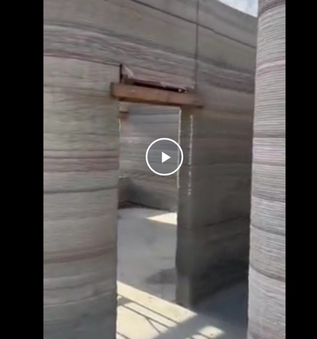 Строение у Наф-Наф
