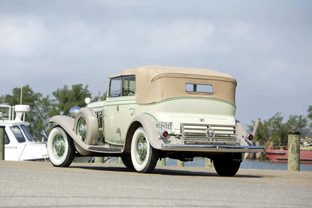 1932 Cadillac V16 452B. Автопятница №77.