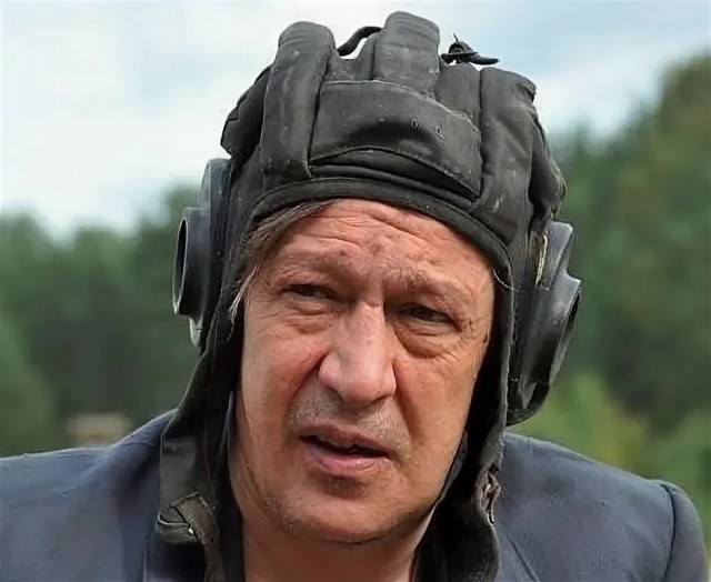 Михаил Ефремов просился танкистом на СВО