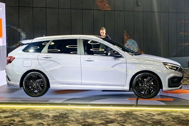 АвтоВАЗ показал новый универсал Lada Vesta Sport SW 2026