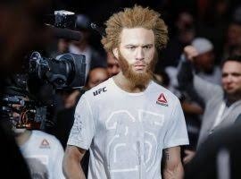 Бывший боец UFC Луис Пенья хочет получить гражданство России, принять православие и жить в деревне: «Я люблю матушку Россию»