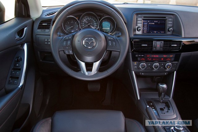 Салон серийной Lada Vesta рассекретили