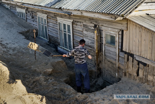 Русское Макондо. Поселение-призрак на Белом море уходит в пески