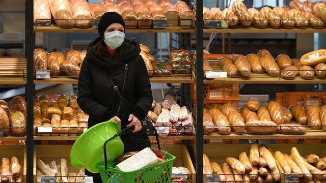 Продуктовая мафия. Новый рекорд роста цен в феврале. Продукты питания в России в феврале дорожали в 5 раз быстрее, чем в ЕС.