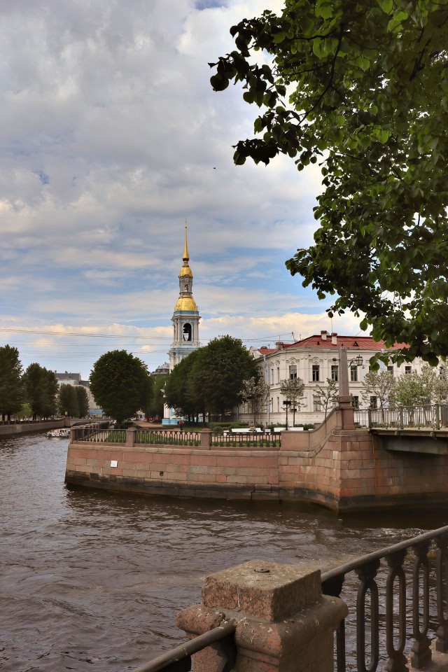 В этом городе живёт небо…