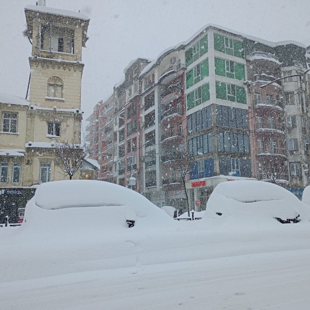Самый большой снегопад минимум за последнее десятилетие в Батуми